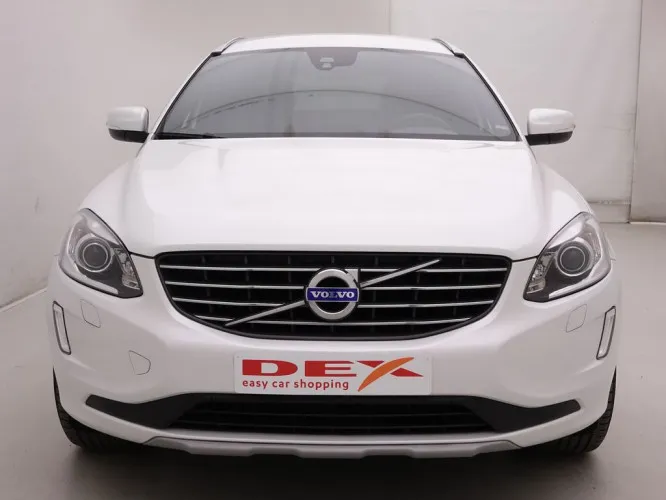 Volvo XC60 2.0 D4 190 Geartronic Summum + GPS + Leder/Cuir + Xenon Image 2