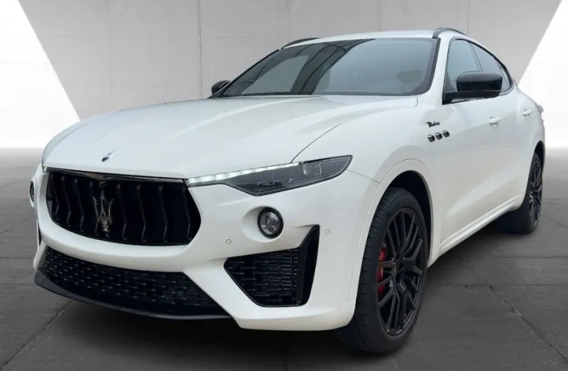 Maserati Levante Q4 =Modena S= Carbon/Panorama Гаранция Image 1