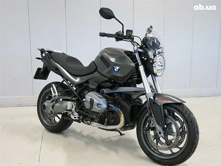 BMW R Image 1